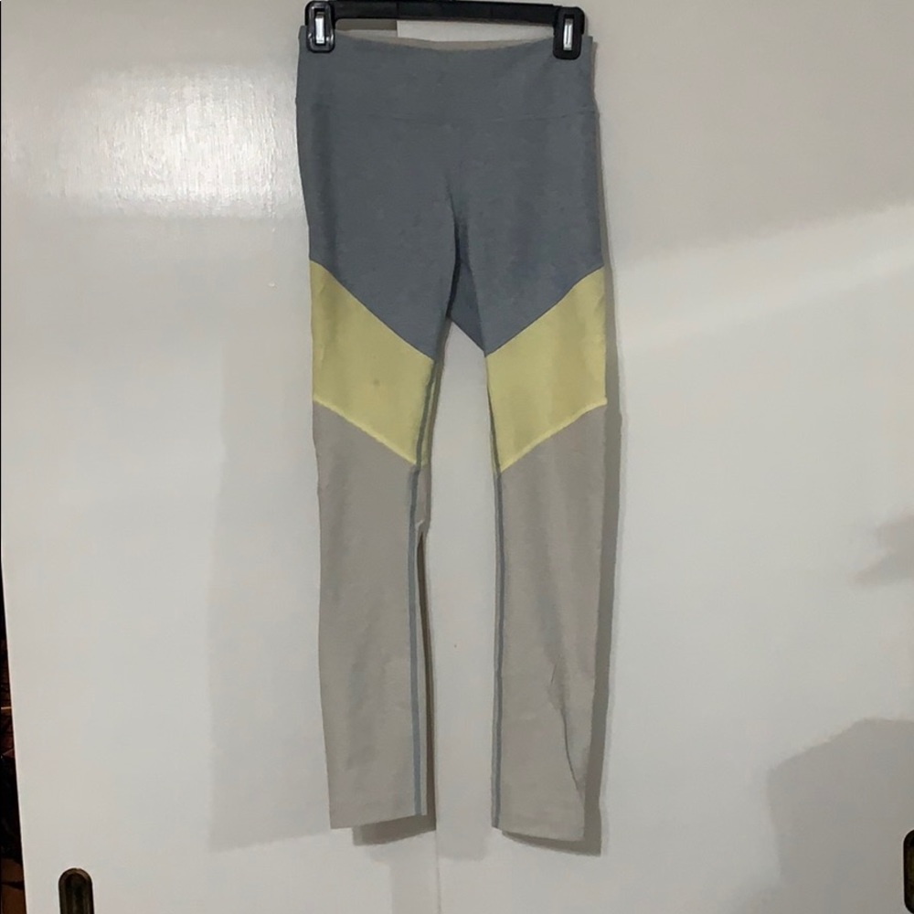 Outdoor Voices legging